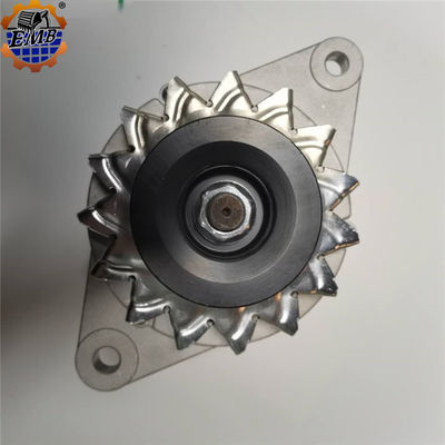 600-821-7210 24V 35A อัลเตอร์เนเตอร์ 600-821-7240 สําหรับเครื่องยนต์ Komatsu 6D95L S6D105