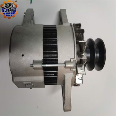 600-821-7210 24V 35A อัลเตอร์เนเตอร์ 600-821-7240 สําหรับเครื่องยนต์ Komatsu 6D95L S6D105