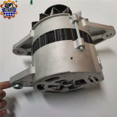 600-821-7210 24V 35A อัลเตอร์เนเตอร์ 600-821-7240 สําหรับเครื่องยนต์ Komatsu 6D95L S6D105