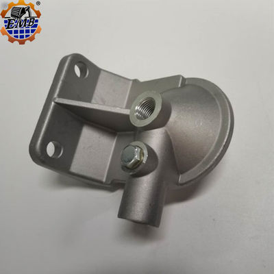 6114-71-6210 PC200-6 PC300-6 ชิ้นส่วนเครื่องขุด หัวกรองน้ํามัน 6138-71-6110