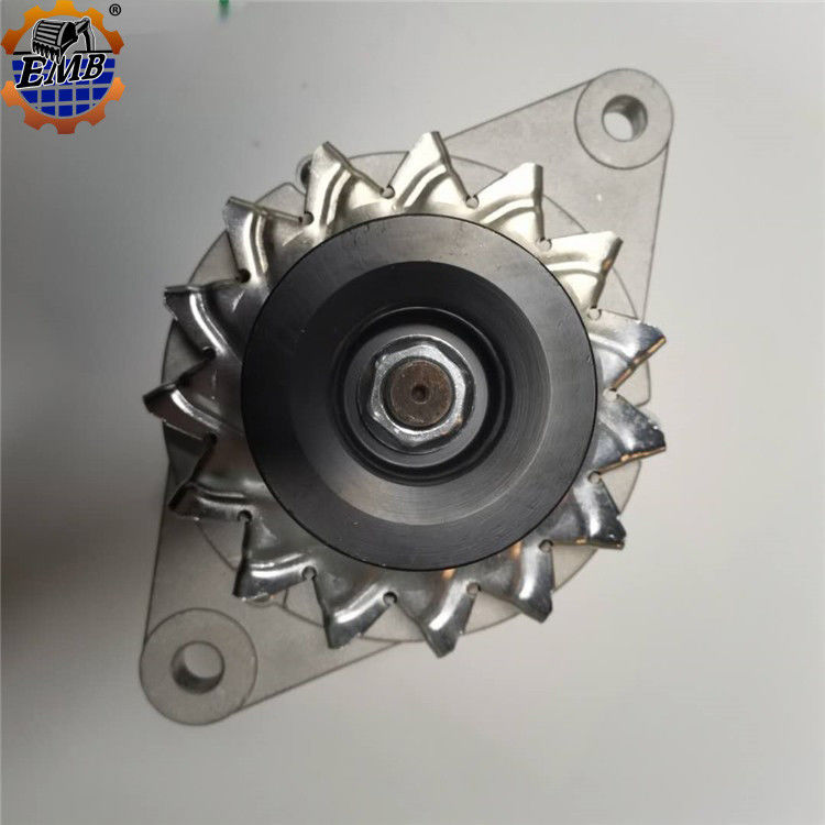 600-821-7210 24V 35A อัลเตอร์เนเตอร์ 600-821-7240 สําหรับเครื่องยนต์ Komatsu 6D95L S6D105
